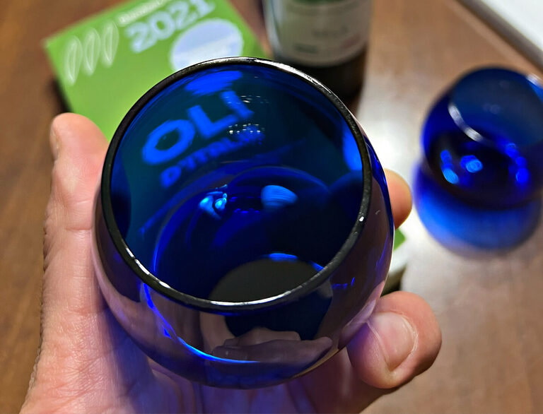 Ecco svelata la Verità che si nasconde dietro i sentori dell’Olio Extravergine di Oliva: Scopri il Segreto dei Profumi, dei Sapori e degli Aromi.